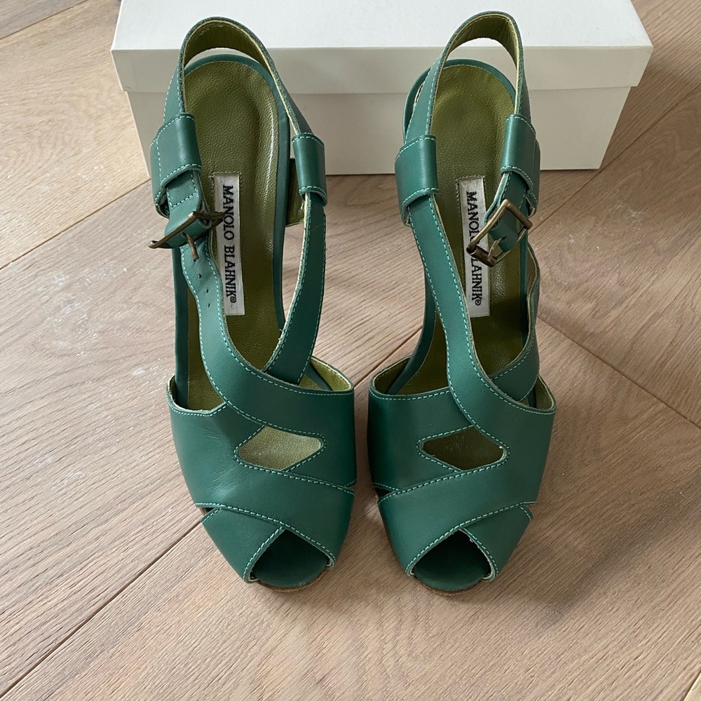 Manolo Blahnik Peep Toe Heels
